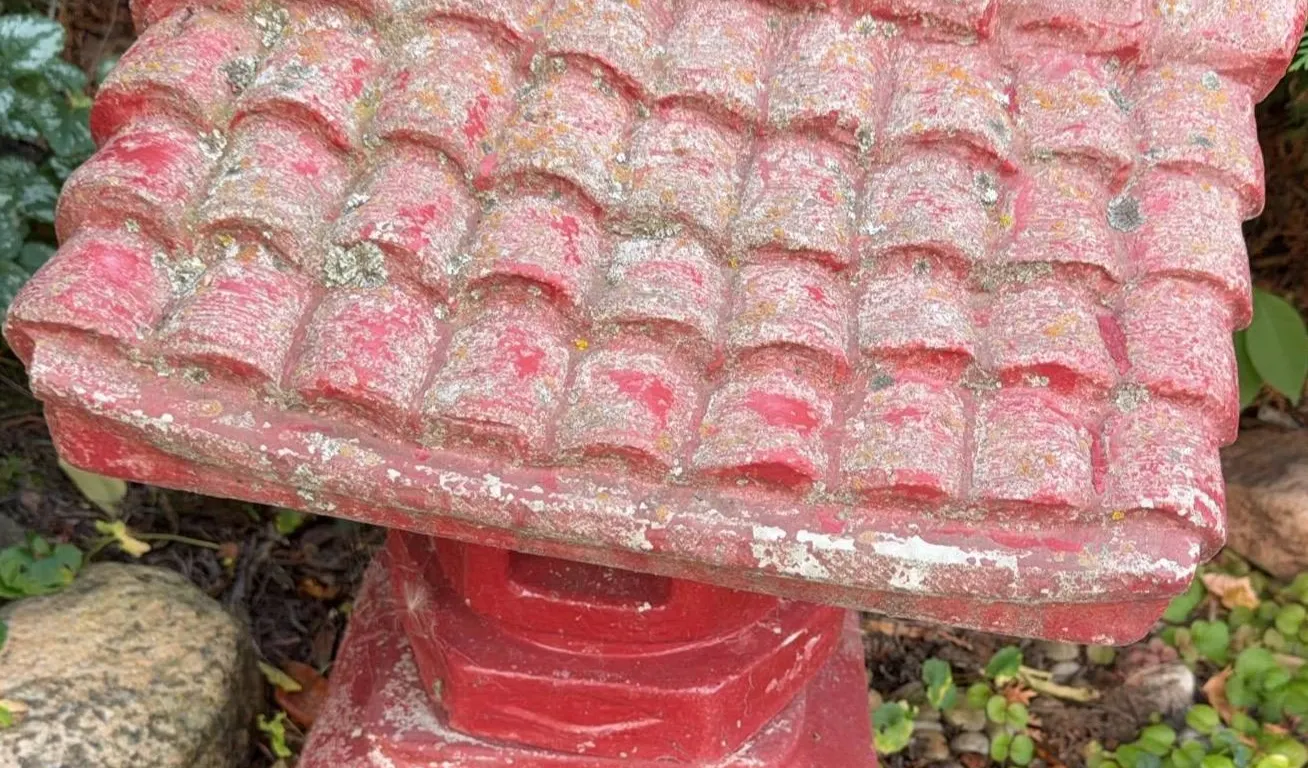 Red Concrete Japanese-Style Garden Lantern Ornament
