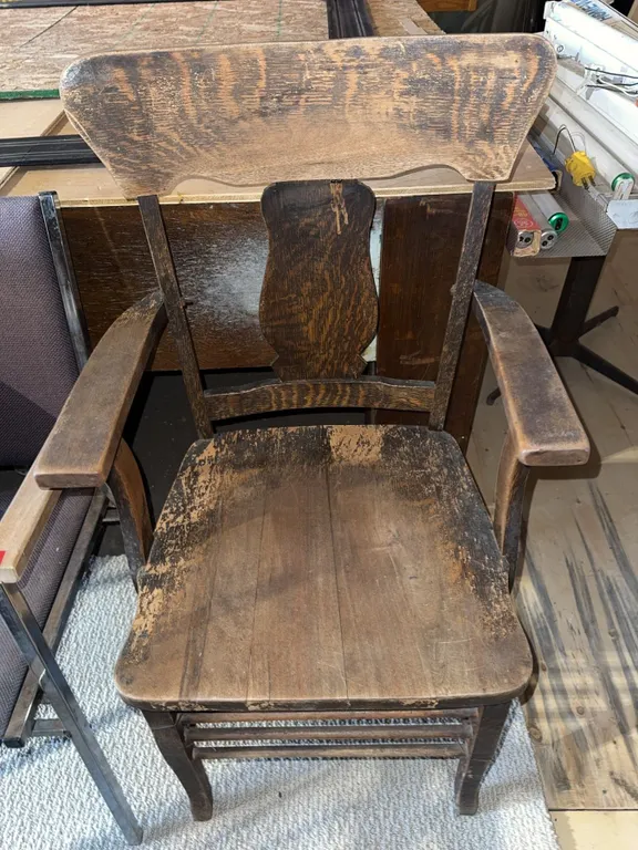 Oak Wooden Armchair with Decorative Backrest and Spindle Stretchers