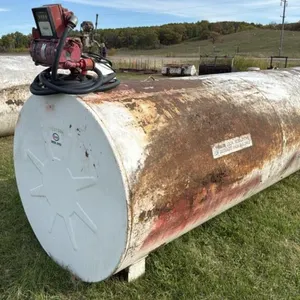 Westeel 1000gal fuel tank with AO Smith 115 volt pump, hose and nozzle. s/n2378C Tank (A)