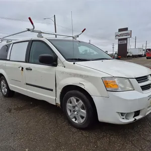 2010 Dodge Grand Caravan CV
 UNRESERVED