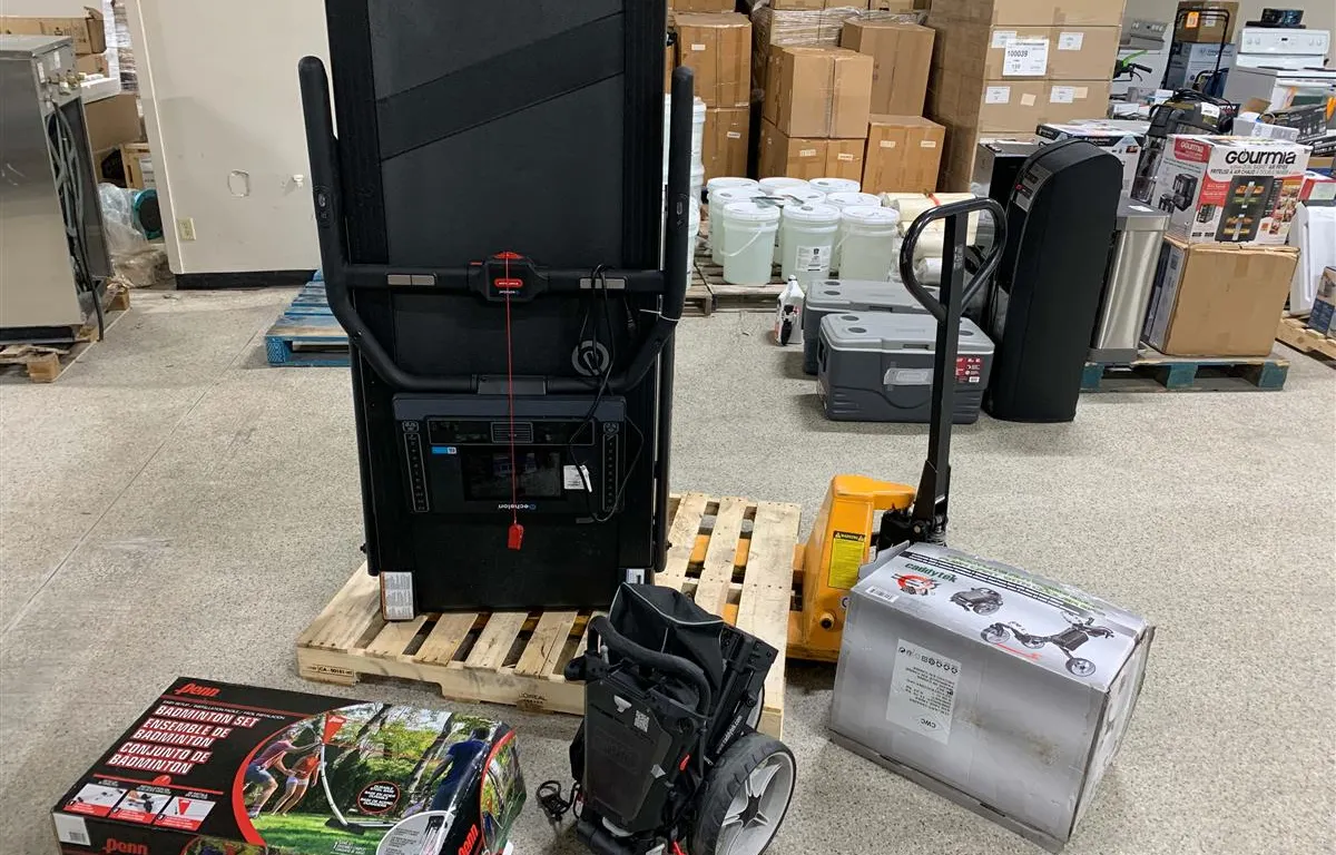 Echelon Stride 6S Treadmill & Sporting Goods
UNRESERVED