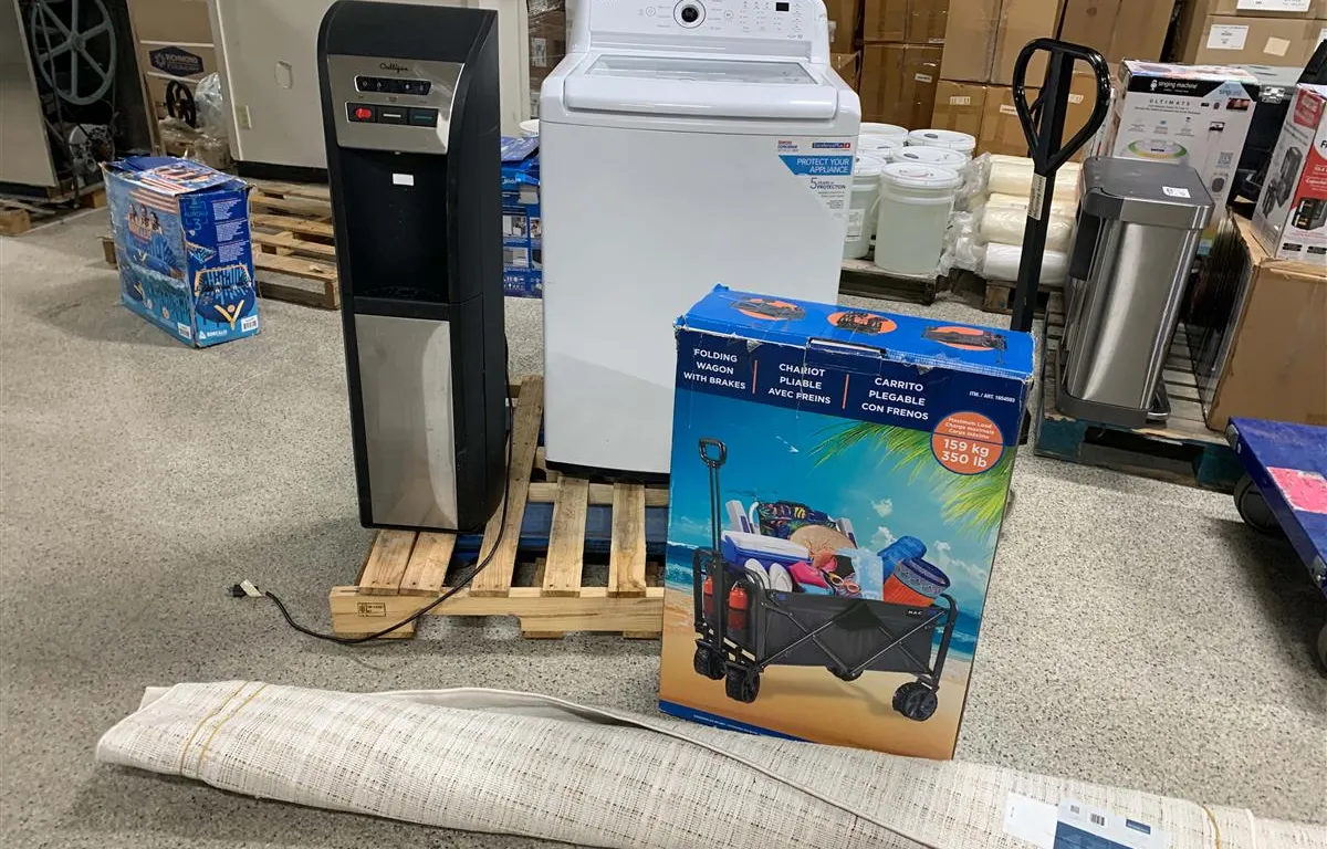 LG Top Load Washer, Wagon, Cooler and Rug
UNRESERVED