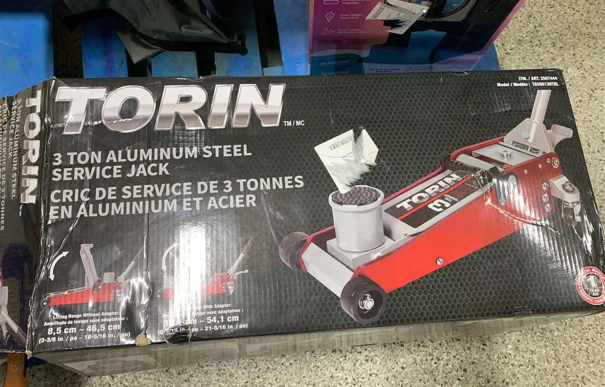 Torin 3 Ton Aluminum Steel Service Jack
UNRESERVED