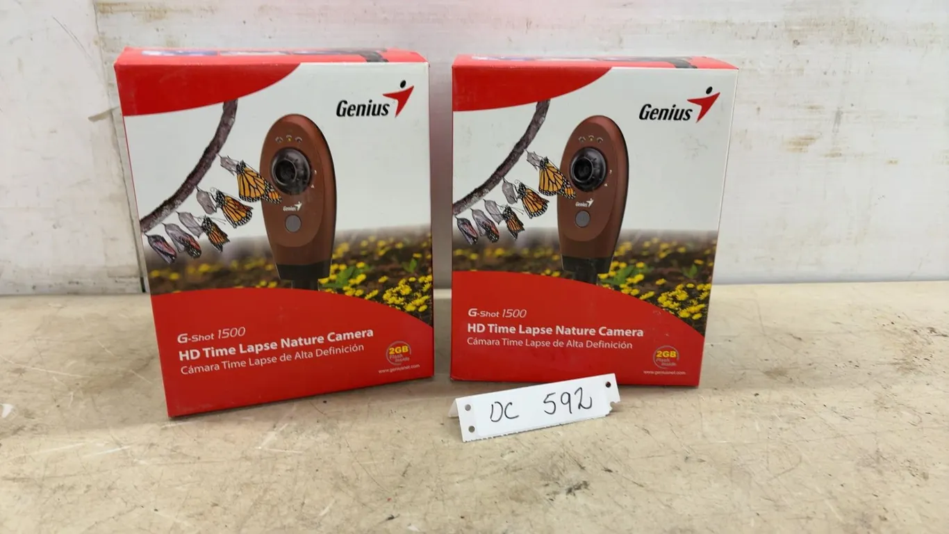 Genius G-Shot 1500 HD Time Lapse Nature Camera with 2GB Flash, Set of 2
