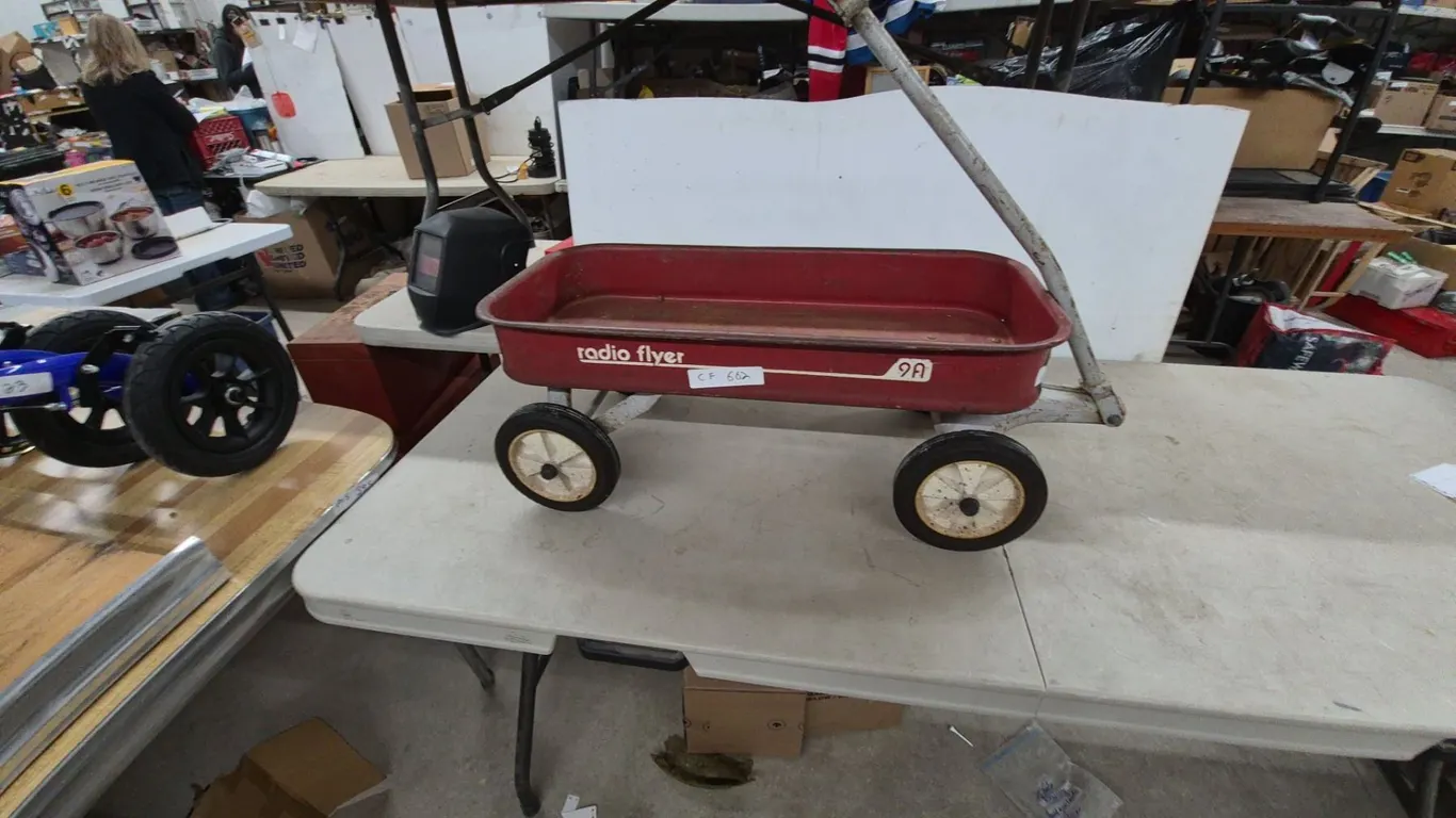 Radio Flyer 9A Wagon with Handle