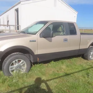 2008 Ford F-150 XLT 4x4 Extended Cab – 5.4L V8, Automatic, 359,933 km