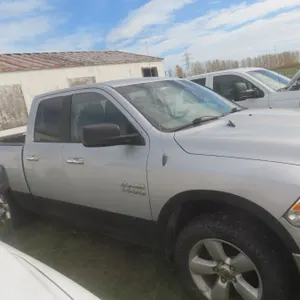 2014 Dodge Ram 1500 SLT 4x4 Double Cab – 3.6L, Automatic, 378,799 km