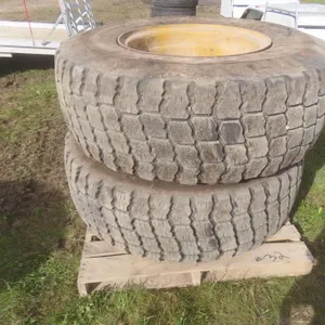 2 Michelin X SNO Plus 17.5R25 Tires and Rims – Off Cat 140M Grader