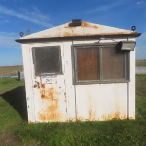 Metal Jobsite Building 9' × 10' – Wired and Insulated