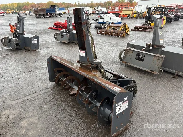 Bobcat SB200 72 in Skid Steer Snowblower