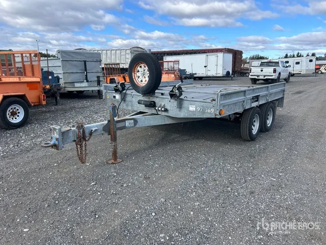 2004 JL Leclerc 03349 11 ft T/A Utility Trailer