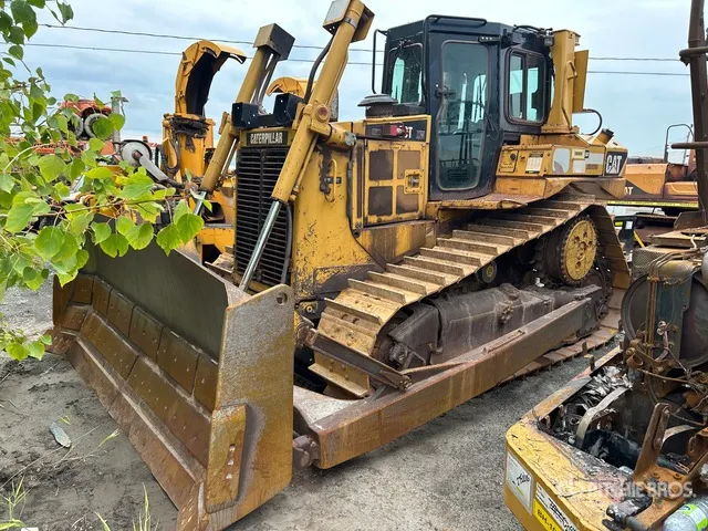2011 Cat D6T XW Crawler Dozer