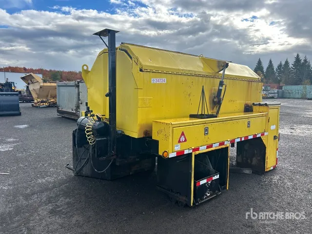 1994 Lagacé 4-Season Spreader Box - Fits Truck