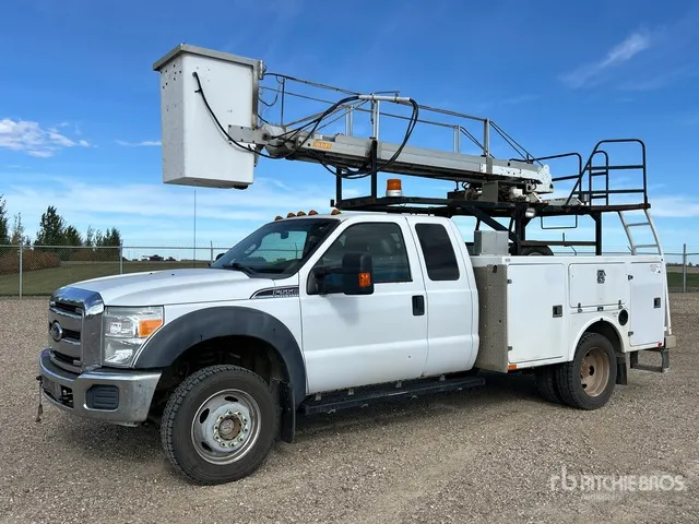 2001 Telelift TTS 20-5-GEN 31 ft on 2011 Ford F-550 XLT 4x4 Extended Cab Bucket Truck (Inoperable)