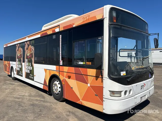 2005 Mercedes-Benz O500LE 4x2 43-Seat Transit Bus