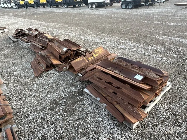 Quantity of (4) Pallets of 34 in and (2) Pallets of 36 in Excavator Pads