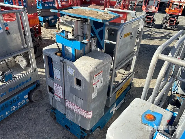 2019 Genie GR-12 Vertical Mast Lift