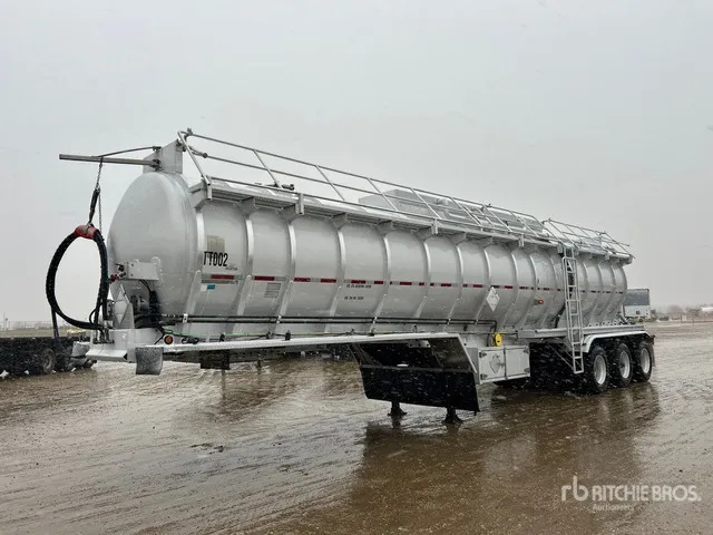 2011 Hutchinson 46000 L Tri/A Tanker Trailer