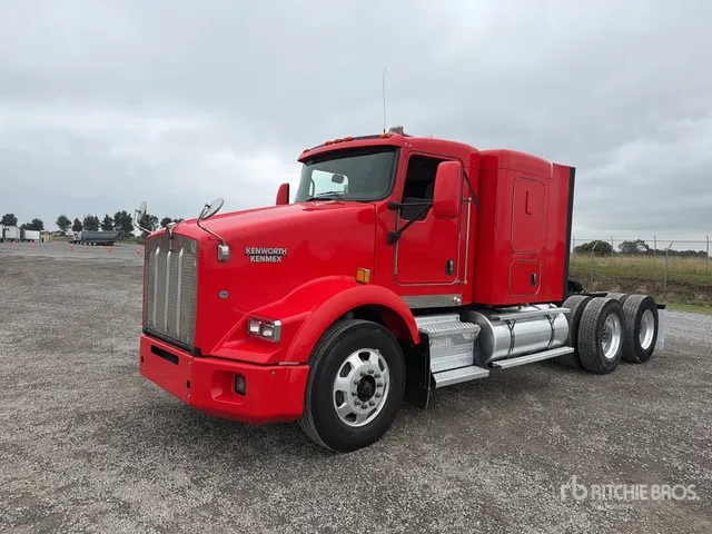 2017 Kenworth T800 6x4 Tractocamion con Dormitorio / T/A Sleeper Truck Tractor