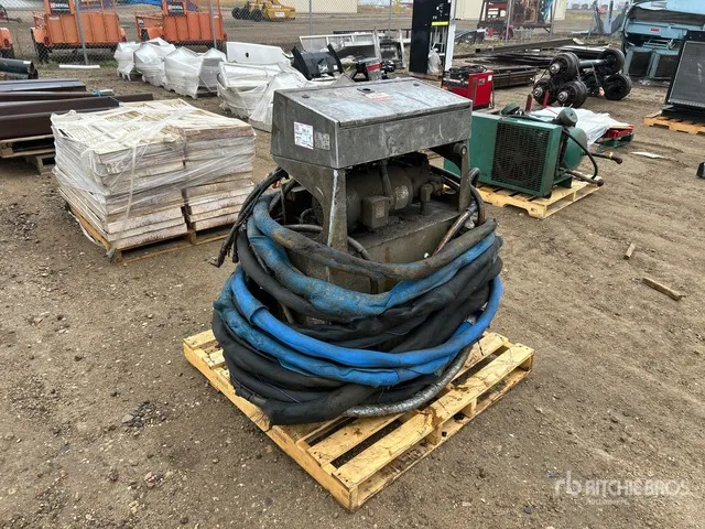 Gusmer H20-35 Spray Foam Machine