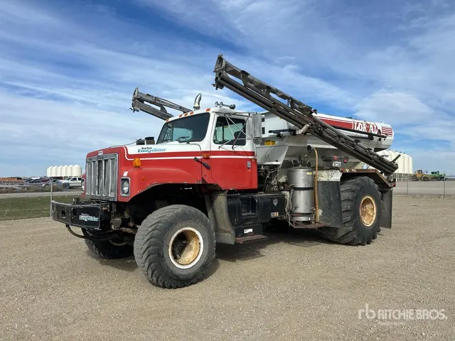 International Floater Fertilizer Applicator