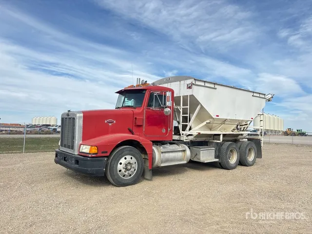 1991 Peterbilt 377 6x4 Tender Truck