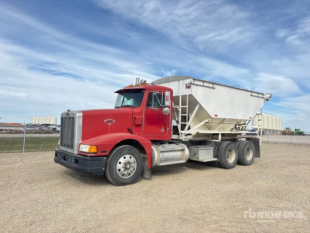 1991 Peterbilt 377 Tender Truck