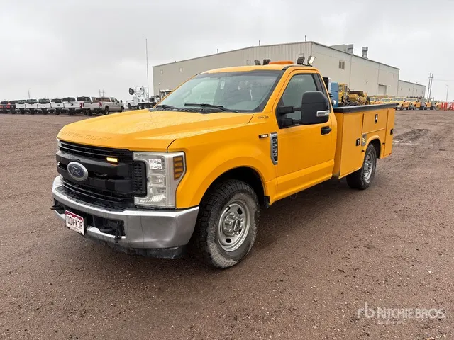 2019 Ford F-250 XL 4x2 Service Truck