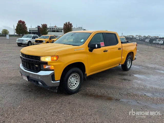 2021 Chevrolet Silverado 1500 4x4 Crew Cab Pickup