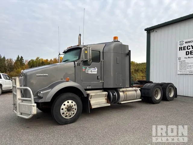 2012 Kenworth T800 6x4 T/A Sleeper Truck Tractor