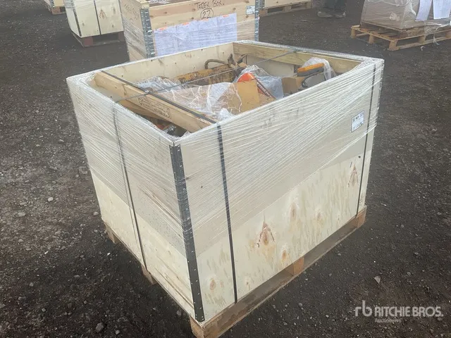 Quantity of Pallet of Misc Parts