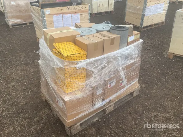 Quantity of Pallet of Misc Parts