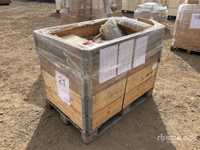 Quantity of Pallet of Misc Parts