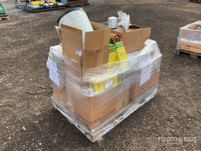 Quantity of Pallet of Misc Parts