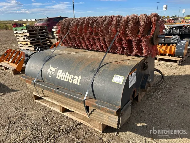 2014 Bobcat 60 in Skid Steer Sweeper