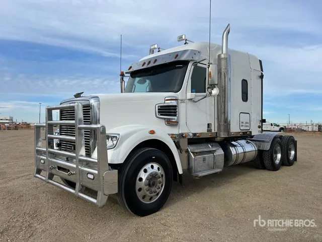 2018 Freightliner 122 SD 6x4 T/A Sleeper Truck Tractor