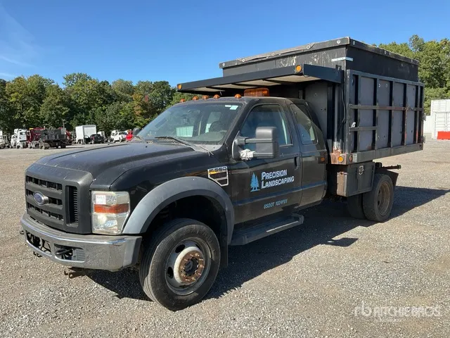 2010 Ford F-550 XL 4x4 Dump Truck