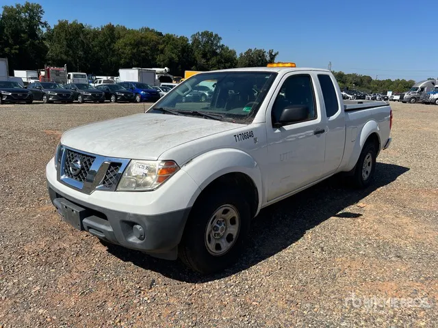 2017 Nissan Frontier 4x2 Extended Cab Pickup
