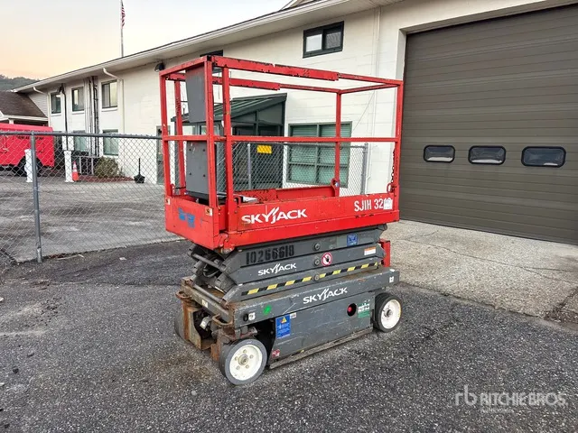2014 Skyjack SJ3219 Electric Scissor Lift