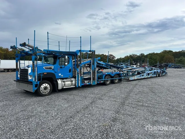 2015 Freightliner 114SD 6x4 Car Carrier Truck