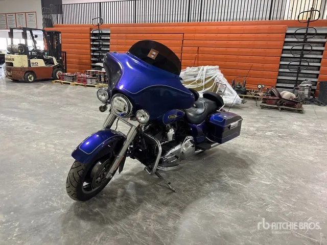 2009 Harley-Davidson Street Glide Sport Touring Bike