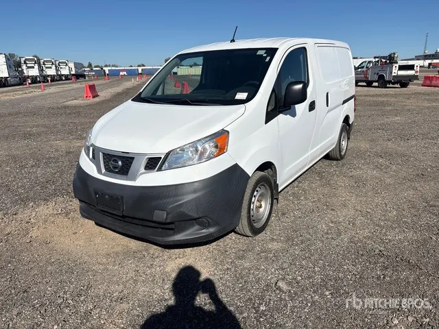 2014 Nissan NV200 Cargo Van