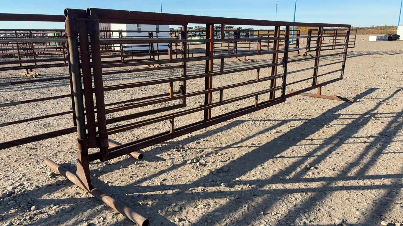 24' Corral Panel W/12' Gate