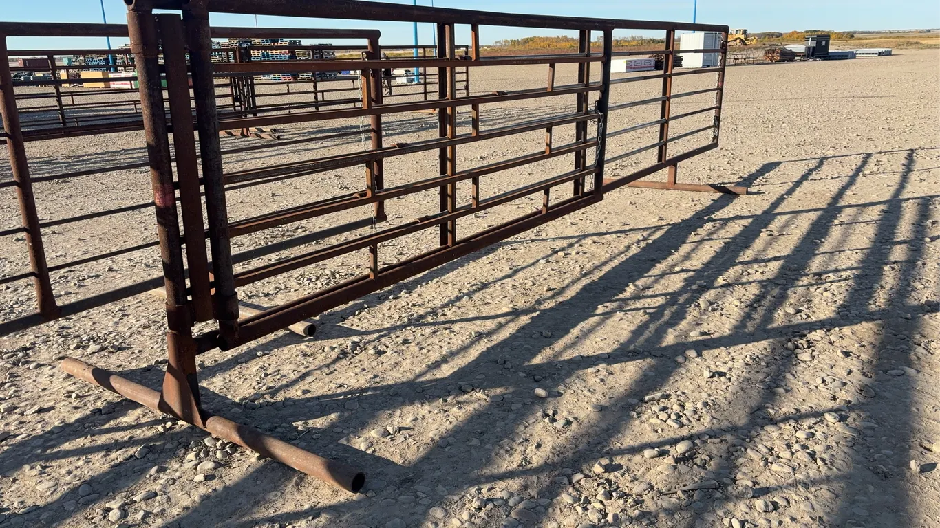 24' Corral Panel W/12' Gate
