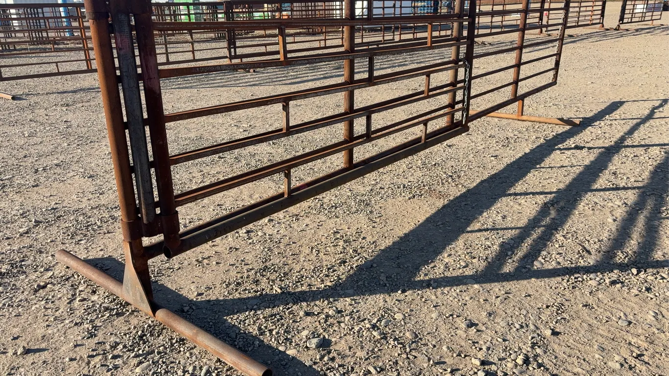 24' Corral Panel W/12' Gate