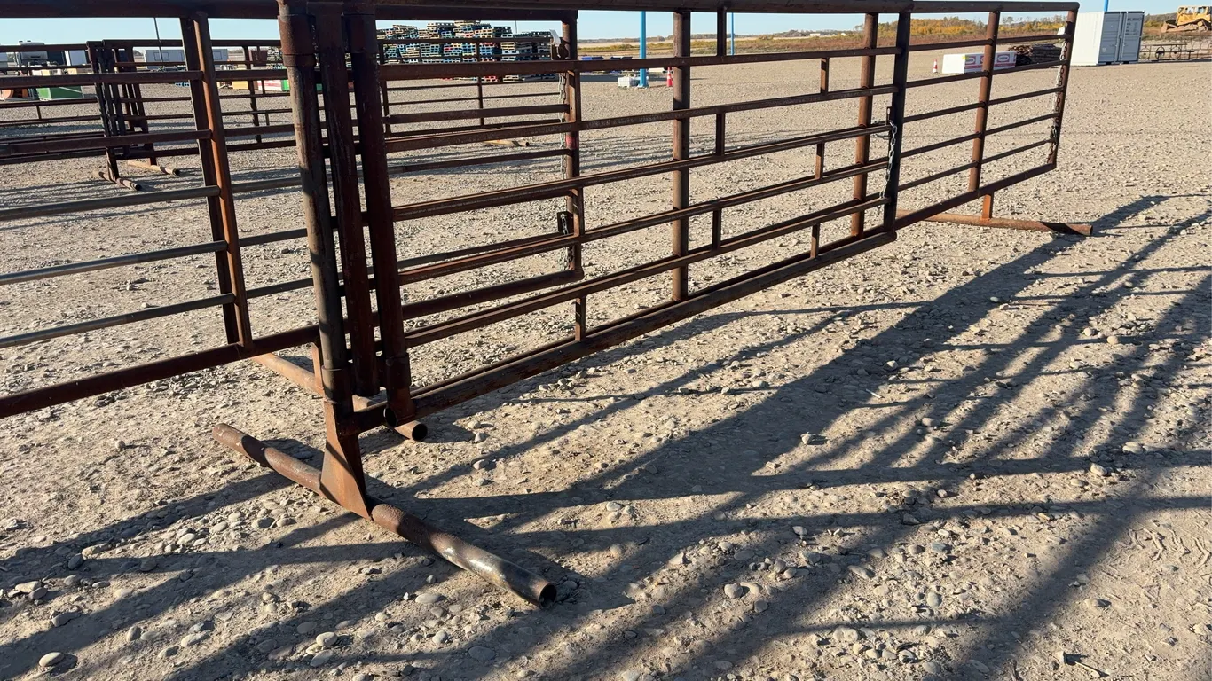 24' Corral Panel W/12' Gate