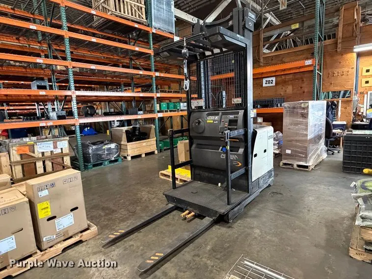 2018 Crown SP3520-30 order picker