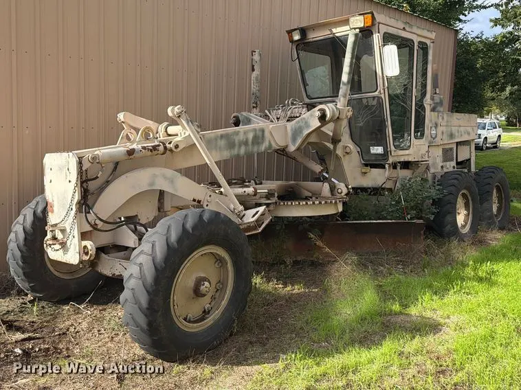 1987 Champion 710A motor grader