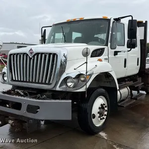 2012 International WorkStar 7300 Crew Cab flatbed truck