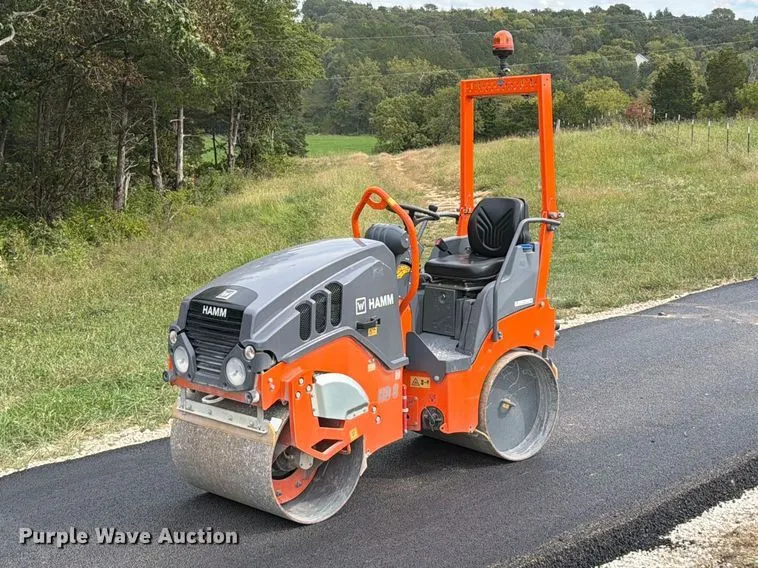 2021 Hamm HD8 double drum vibratory roller